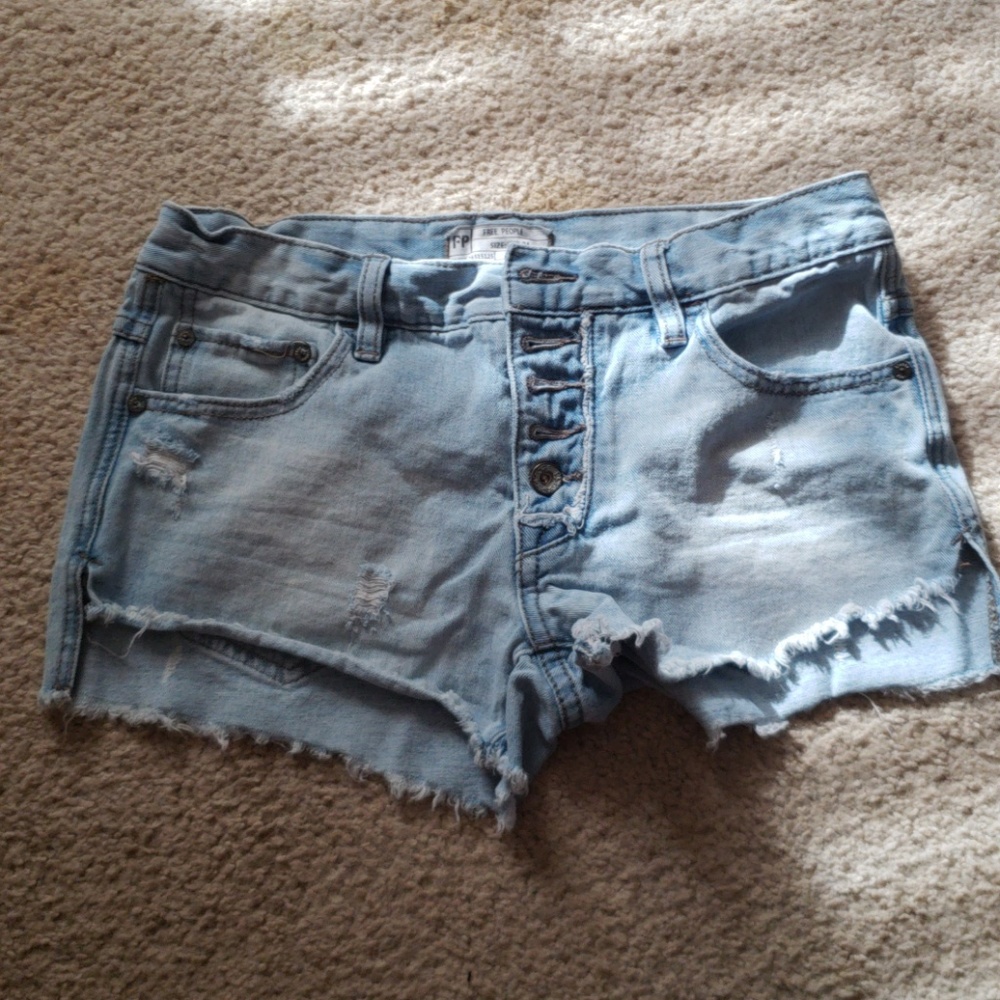 SOLD   Freepeople cut off jean shorts